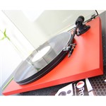 Pro-Ject Primary Turntable inc. Cartridge & dust cover in Red