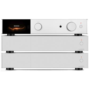 Audiolab 9000Q Preamplifier and 9000P Stereo Power Amplifier