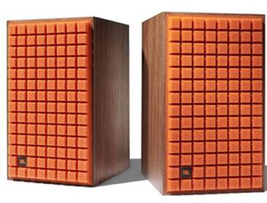 Arcam Radia A25 Amp, CD5 CD & ST5 Streamer with JBL L82 Speakers