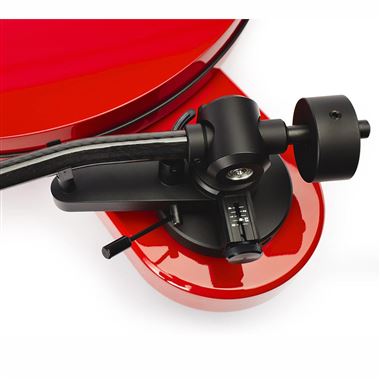 Project RPM3 Carbon with Ortofon 2M Silver MM Cartridge