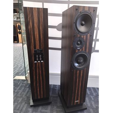 Limited Offer... ProAc Response DT8 Speakers In Luxury Ebony Finish... Save Over £900