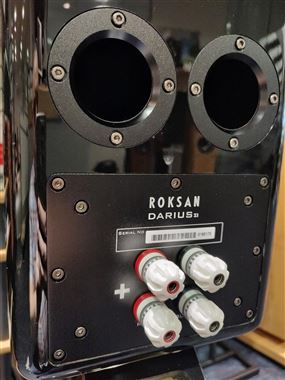 Roksan Darius S1 Loudspeakers and Optional matching Granite stands.