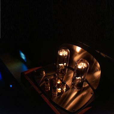 Unison Research Simply 845 Integrated Valve Amplifier