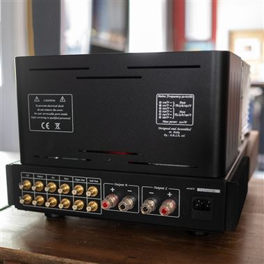 Unison Research Simply 845 Integrated Valve Amplifier