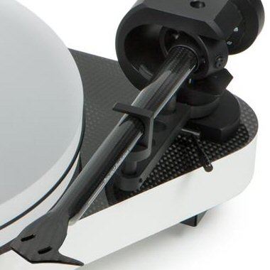 Project RPM5 Carbon turntable with Evolution 9CC Tonearm