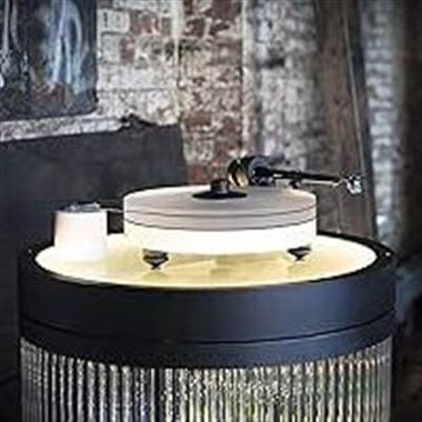 Project RPM5 Carbon turntable with Evolution 9CC Tonearm