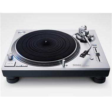 Technics SL1200GR2 / SL1210GR2 with 2M Blue Cartridge