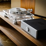Musical Fidelity M5xi Integrated Amplifier with DAC & MM/MC Phono