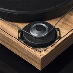 Roksan K3 Amp with Pro-Ject 2 Xperience SB Limited Edition Turntable and Dali Oberon 5 Speakers