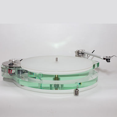 Roksan Radius 7 Turntable with Nima Tone Arm