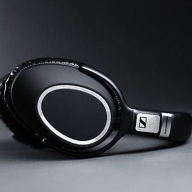 Sennheiser PXC 550 Wireless Headphones with NoiseGuard