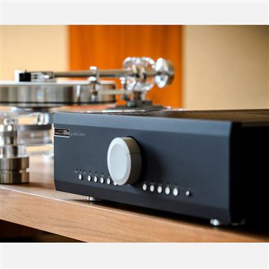 Musical Fidelity M6xi Integrated Amplifier with DAC & MM/MC Phono